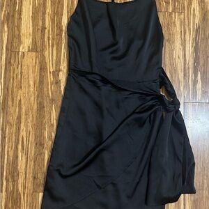 Elegant Black Sleeveless Dress